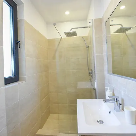 Luxury & Park View Bukarest