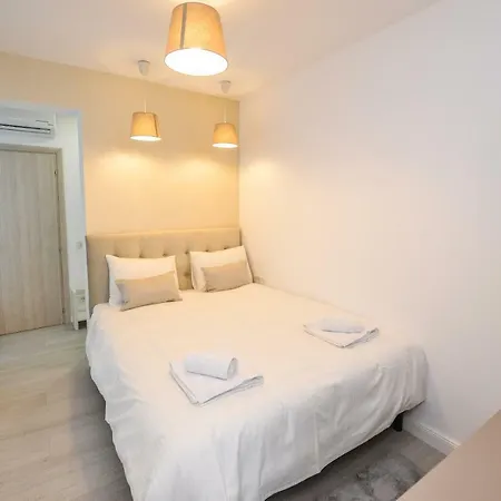 Apartment Luxury & Park View Bucharest
