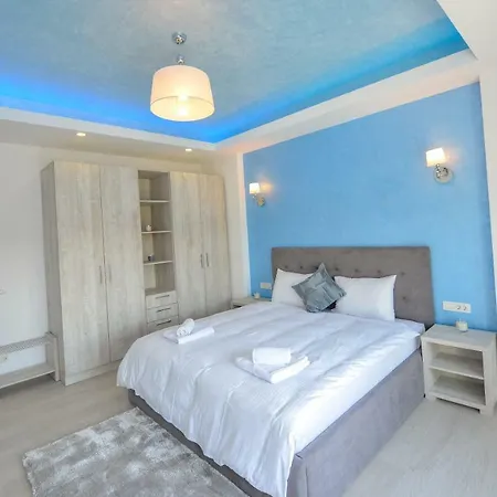 Luxury & Park View Apartament Bukareszt